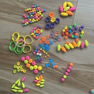 Pop Beads Jewelry Kit
